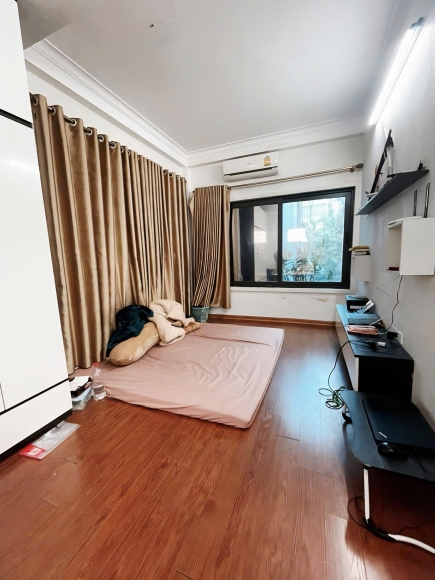 Cực hiếm nhà lô góc Hoàng Hoa Thám gần phố 2 thoáng 47m² x 4 tầng hơn 10 tỷ