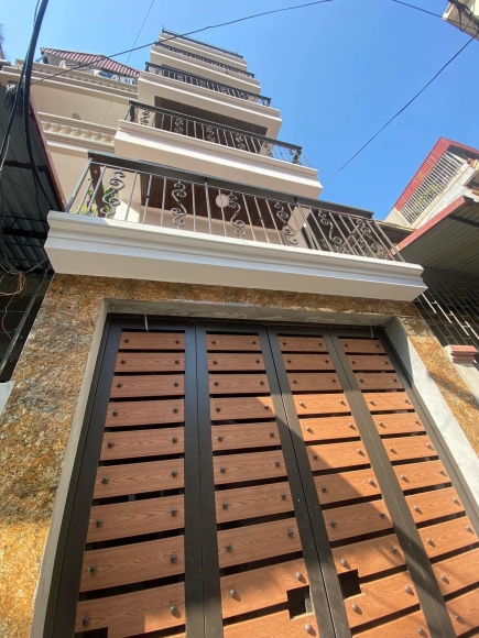 Cần bán nhà CCNHANH MỚI KỊP - 6 Tầng - 50m2 - 9 Phòng Cho Thuê Chỉ hơn 6 TỷMN - ĐỘI CẤN -TRUNG TÂM BA ĐÌNH - 7 Tầng - DT 68m  - MT 4.2m - Giá 10.3 tỷ .